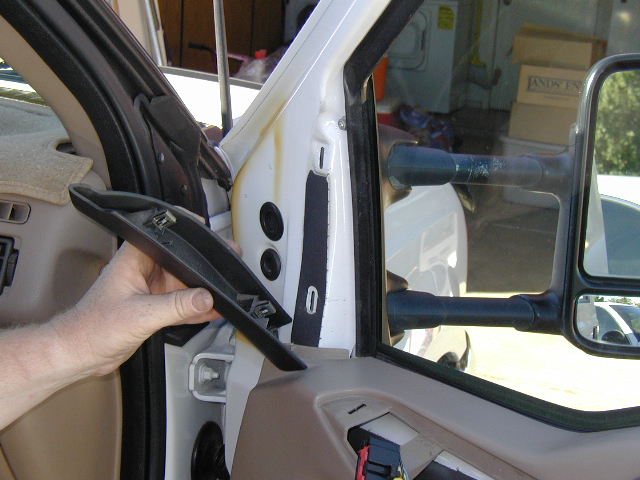 2002 ford excursion door panel removal